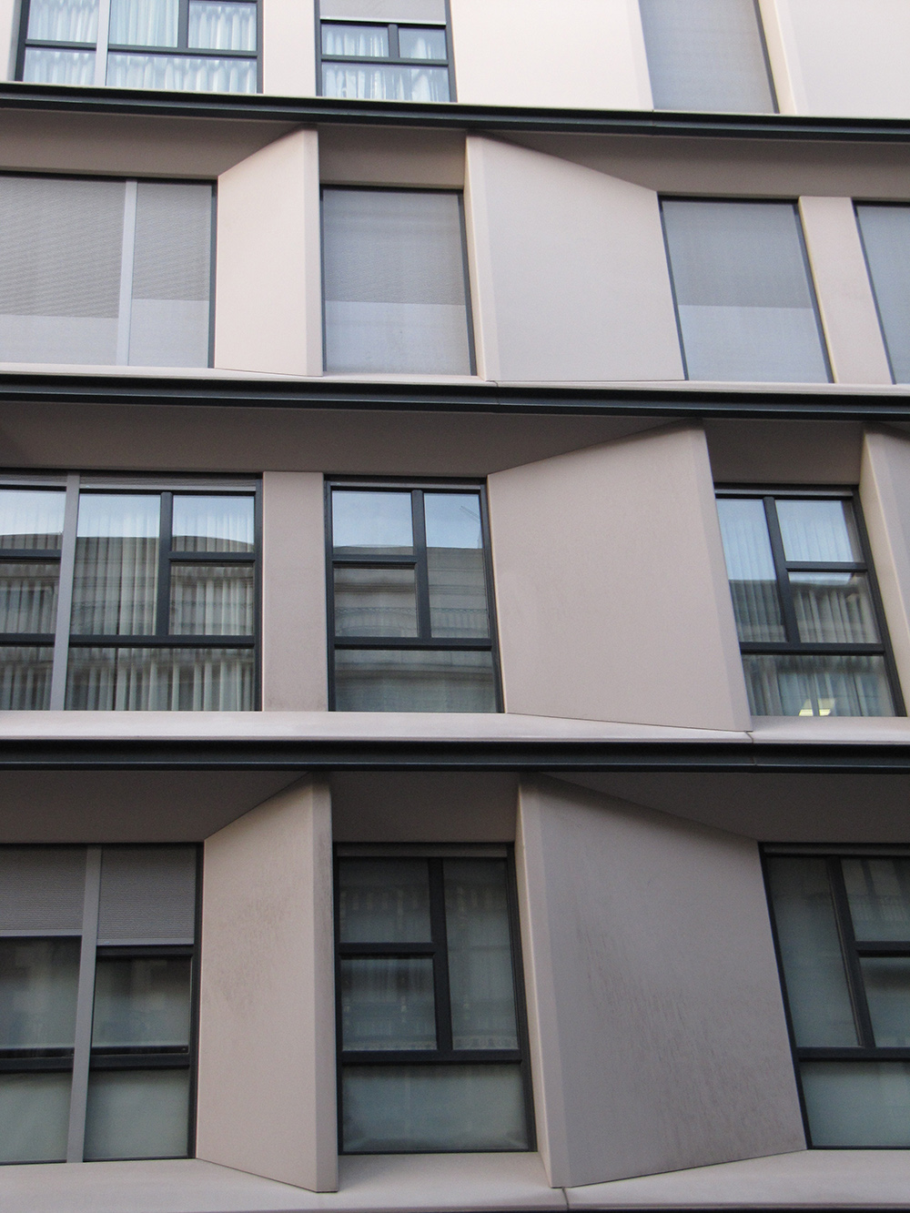 fachads ventiladas poliester